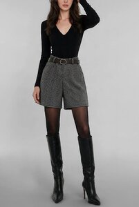 Bermuda gris avec ceinture et doublure polaire douce