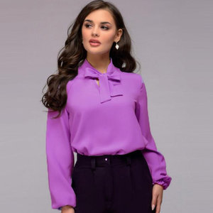 Classy blouse met strik.